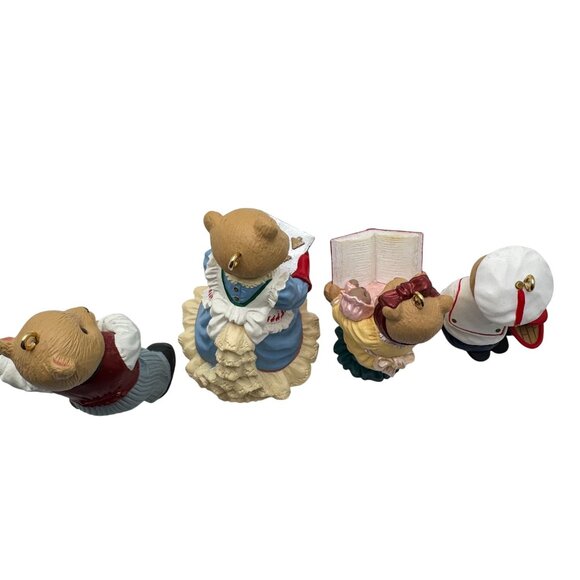 Hallmark 1993 Bearinger Bear Family Christmas Ornaments Set Of 4 Holiday - Picture 8 of 10
